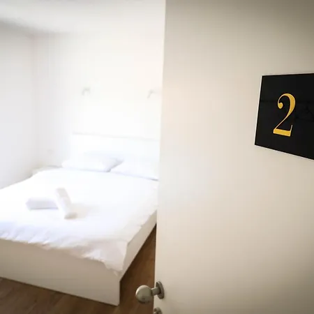 Hotel Perla Jezera 3*