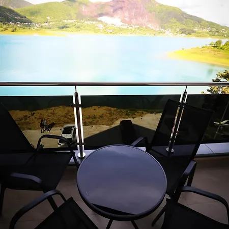 Perla Jezera Hotel