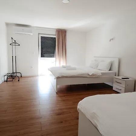 Perla Jezera Hotel 3*